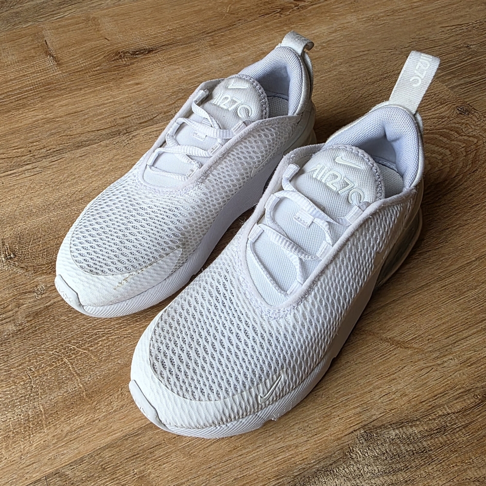 Kid’s Nike Air Max 270 white size 1